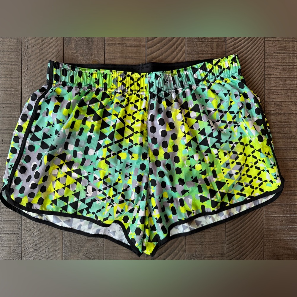 Victoria’s Secret - Victoria Sport The Player Run Athletic Shorts Women’s Size M